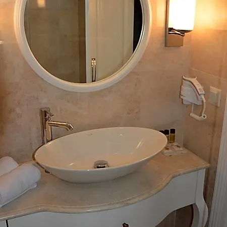 Hotel Arpezos 3*